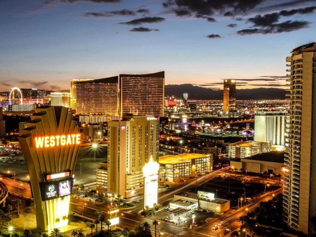 Casinos & Cruise Lines Top Casino Host